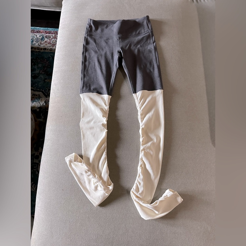 Alo Yoga High Waist Goddess Legging